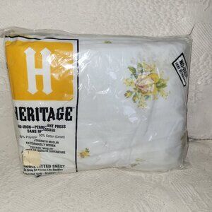 Vintage New Double Fitted Sheet, Ydllow Roses